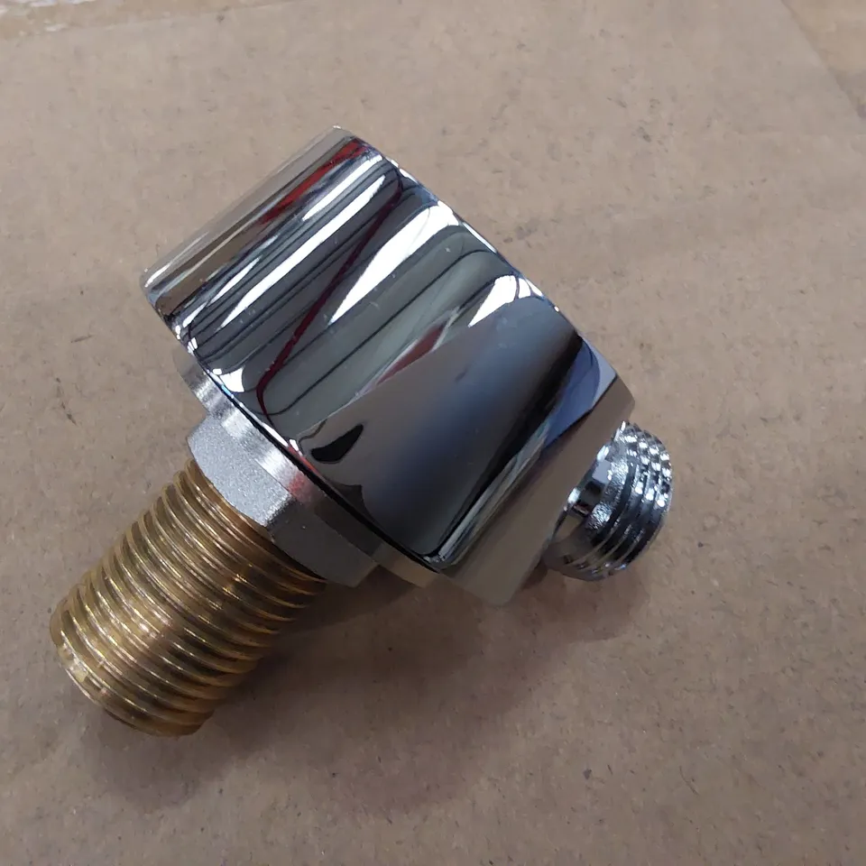 CASE OF APPROXIMATELY 50 ROUND OUTLET ELBOWS P650A