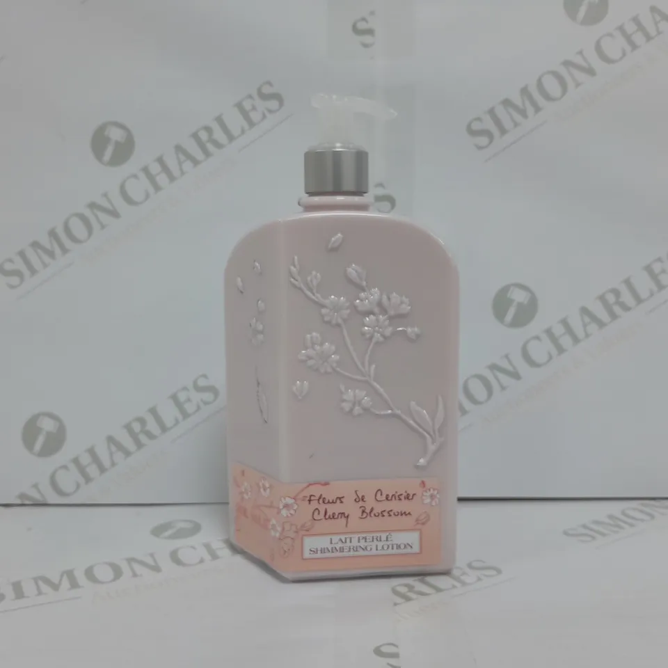L'OCCITANE CHERRY BLOSSOM SHIMMERING BODY LOTION 500ML