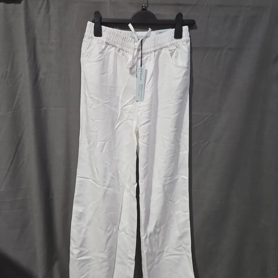 WHITE MID-RISE SOFT WIDE-LEG TROUSERS, SIZE 10L (LONG)