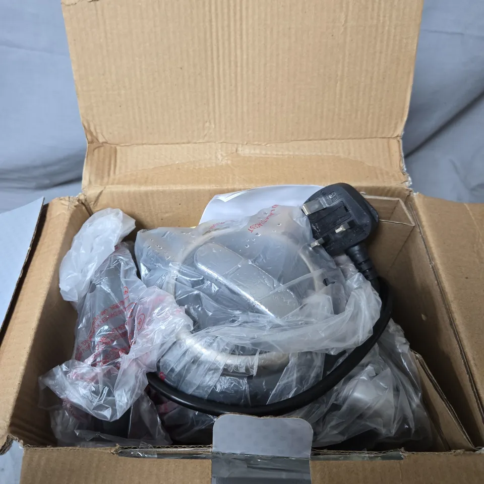 BREVILLE CURVE COLLECTION KETTLE - GREY