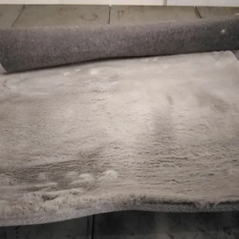 BRAND NEW PACO HOME RABBIT CARPET IN GREY - 60X90CM