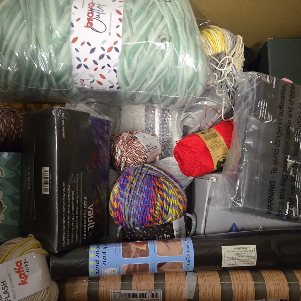 BOX OF APPROXIMATELY 20 ASSORTED HOUSEHOLD ITEMS TO INCLUDE CROSS STITCH KIT, KNITTING YEARN, ETC - COLLECTION ONLY