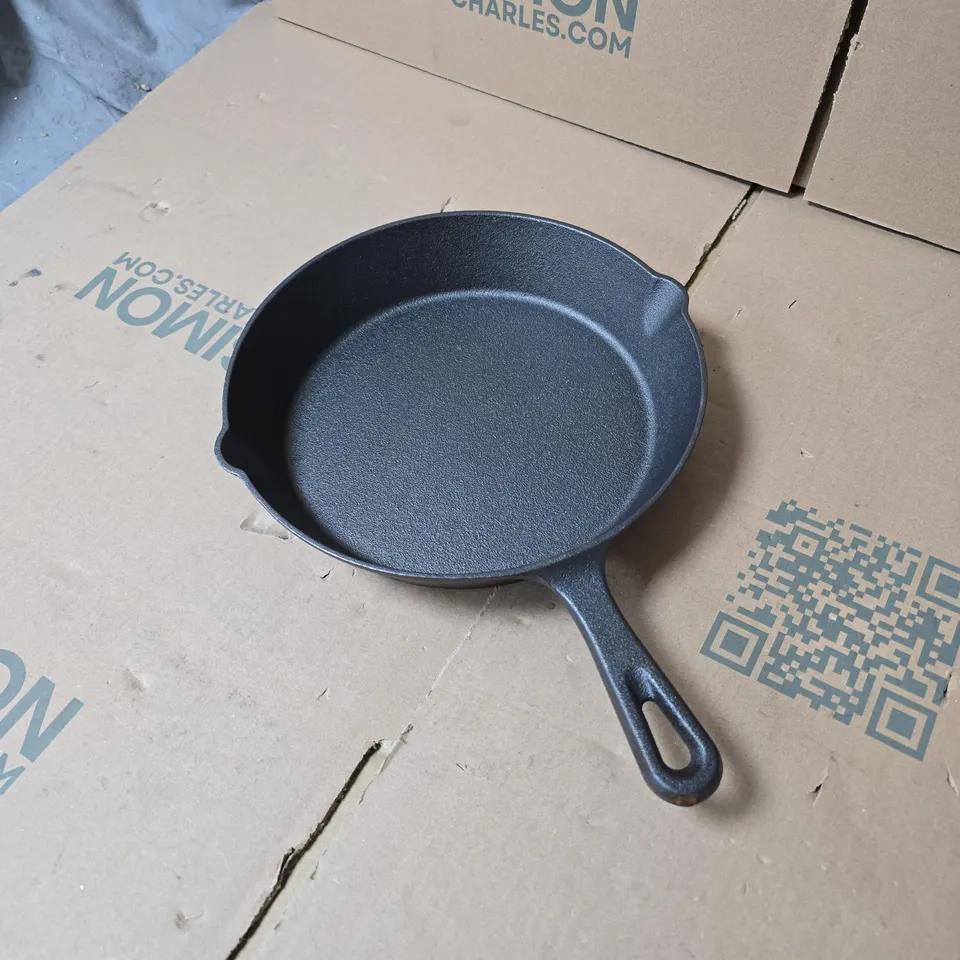 CAST IRON FRYING PAN WITH HANDLE – BLACK