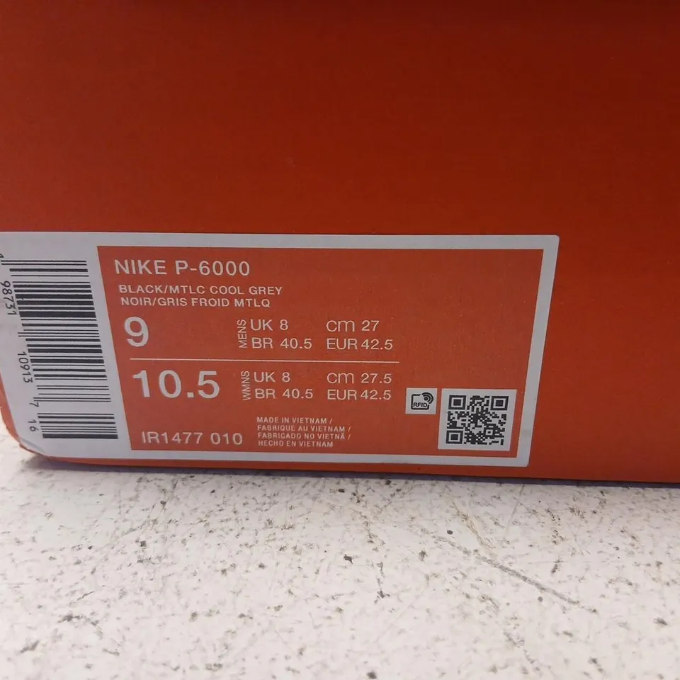 NIKE P-6000 TRAINERS, BLACK/COOL GREY, UK 8 (US 9) – BOXED