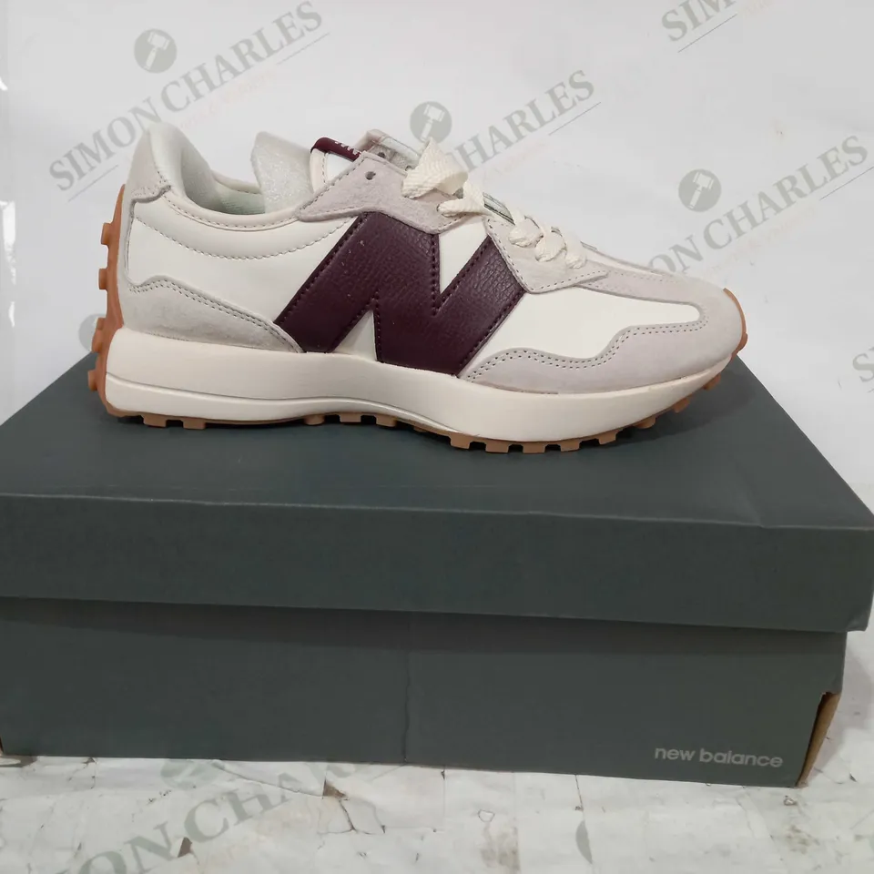 BOXED PAIR OF NEW BALANCE 327 SHOES IN CREAM/BROWN UK SIZE 6.5