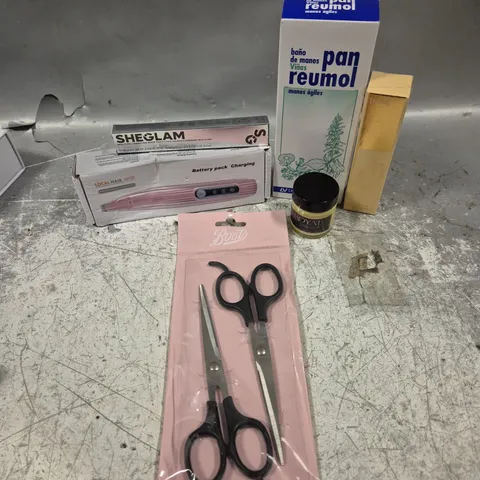 APPROXIMATELY 20 HEALTH AND BEAUTY PRODUCTS TO INCLUDE SHEGLAM BROW PEN, ROYAL FACE CREAM AND SCISSORS