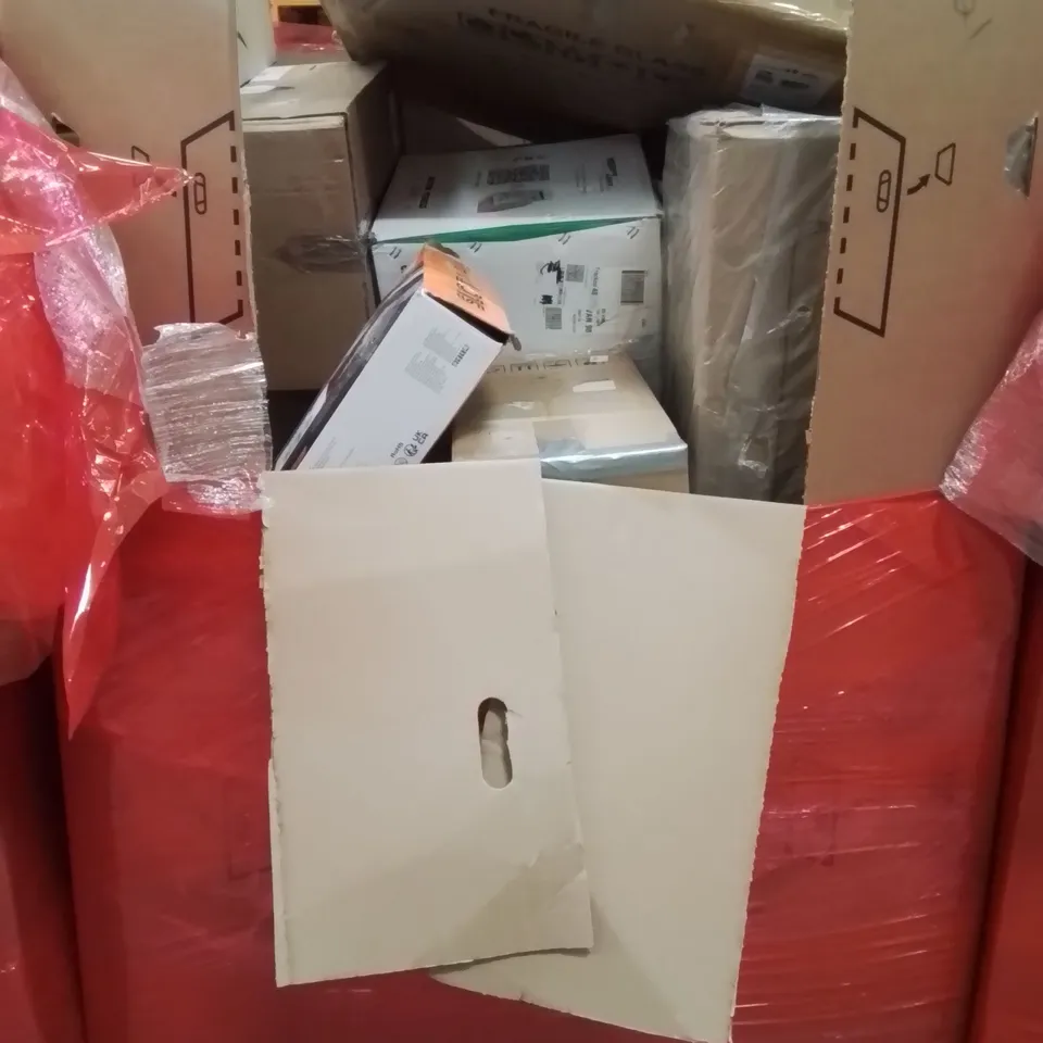 PALLET CONTAINING VARIOUS ASSORTED ITEMS TO INCLUDE:SLOT TRACK RACING, WATER FILTRATION SYSTEM, SMART BATHROOM MIRROR AND OTHER ASSORTED ITEMS...