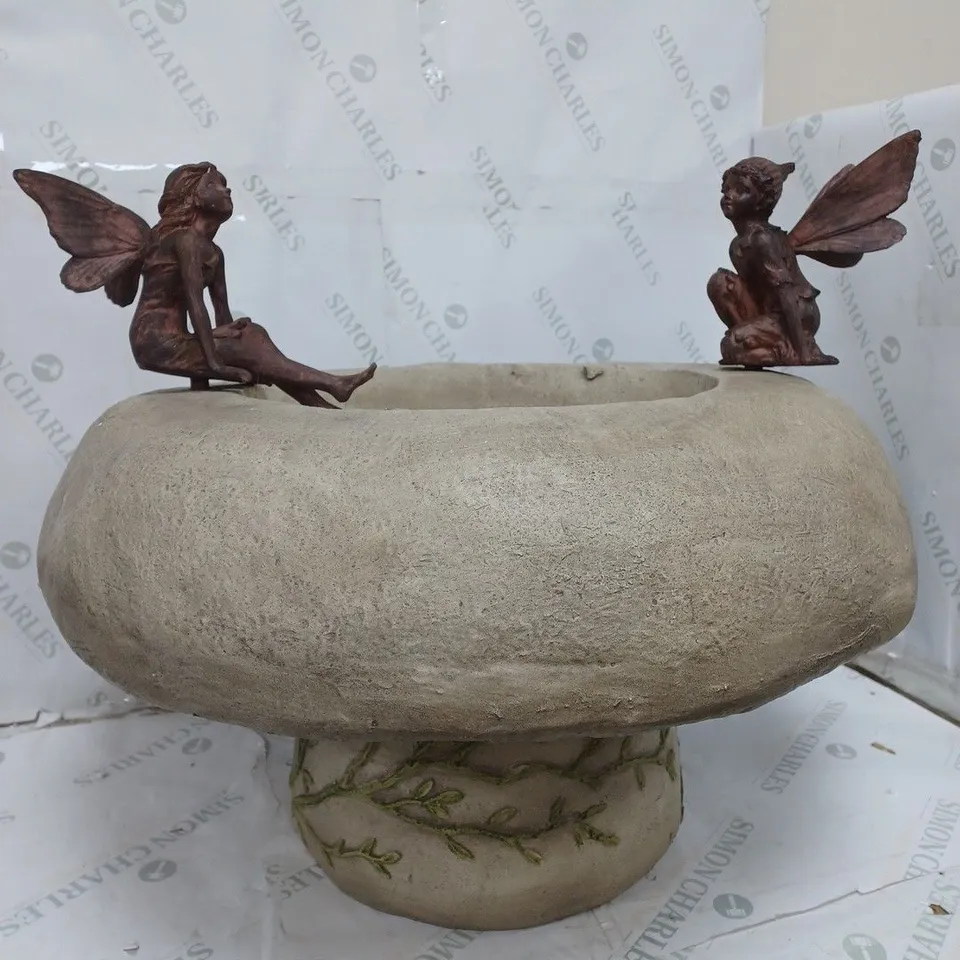 BOXED MY GARDEN STORIES FAIRY GATHERING BIRD BATH