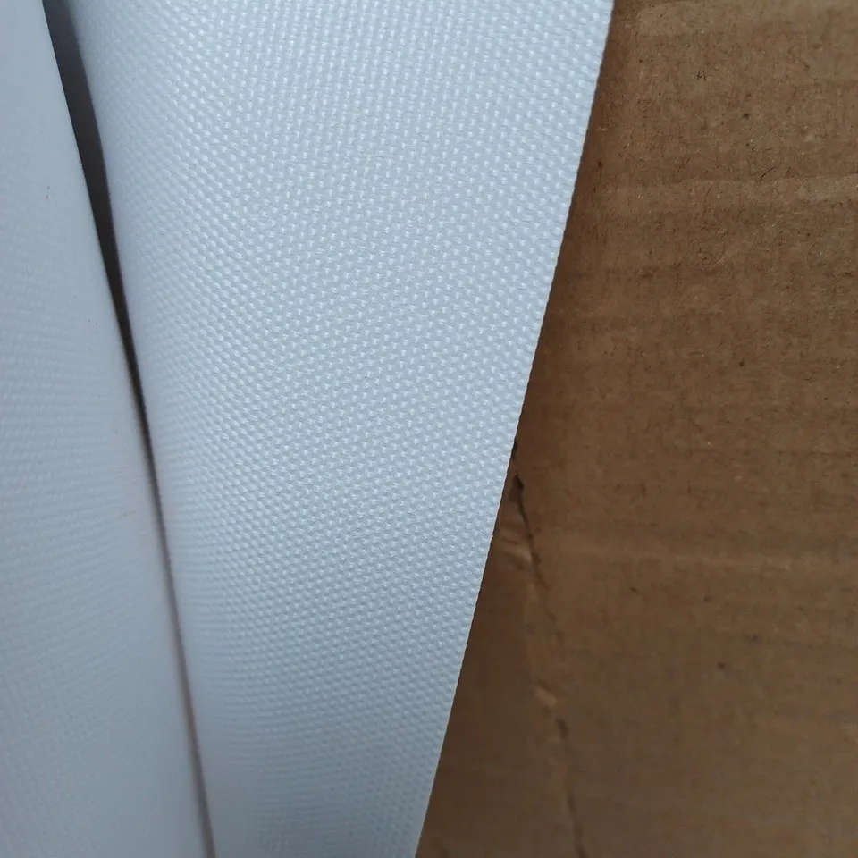 ROLL OF PRODUCTION POLYESTER CANVAS 260GSM  - 61CM X 30M