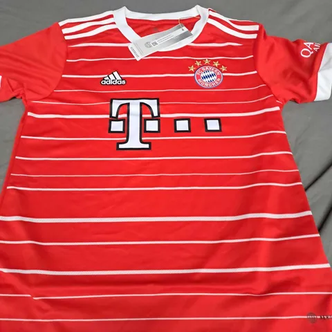 FC BAYERN MUNICH HOME SHIRT SIZE S