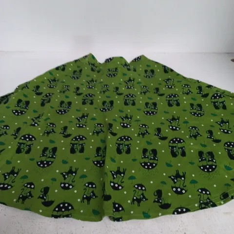 VOODOO VIXEN GREEN SKIRT – UK SIZE M