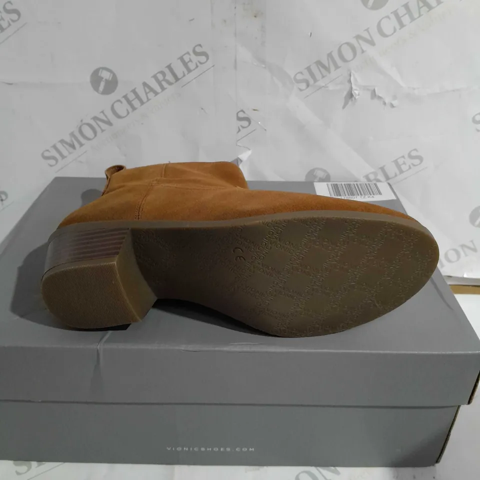 BOXED NEW VIONIC ORTHOTIC VERA ANKLE BOOTS - TAN - UK SIZE 4