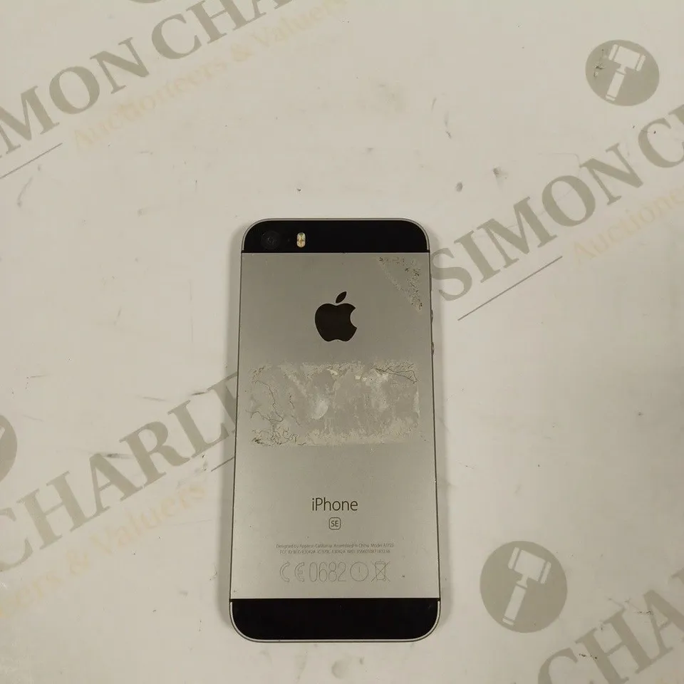 APPLE IPHONE SE SMARTPHONE 