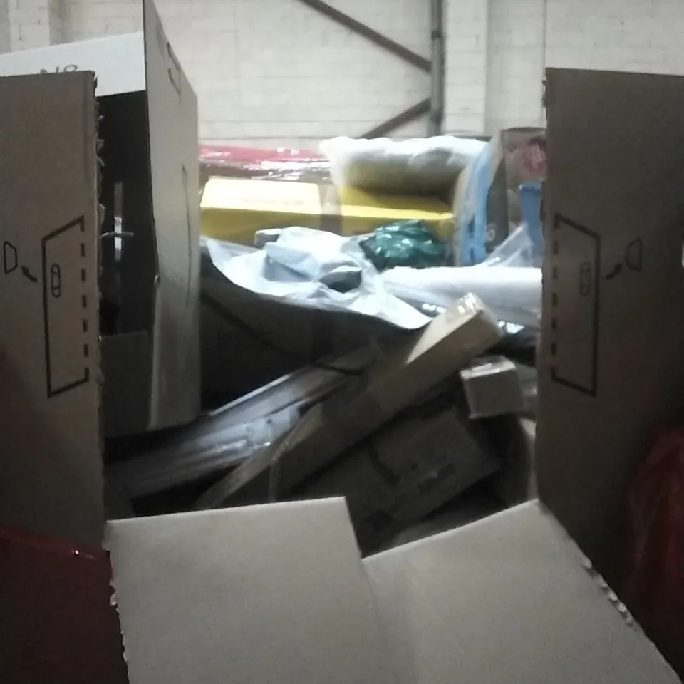 PALLET OF HOUSEHOLD ITEMS TO INCLUDE BOOSTER CUSHION, HIGH DEFINITION HOME GAME MACHINE, BLINDS, POSEIDON CARTRIDGE NEEDLES AND OTHER ASSORTED ITEMS...