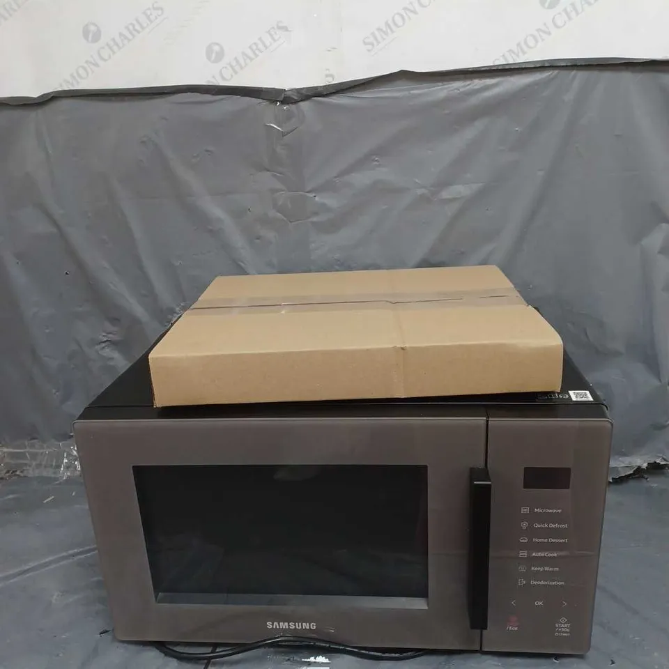 BOXED SAMSUNG BESPOKE MS23T5018AC/EU 23L MICROWAVE OVEN RRP £179