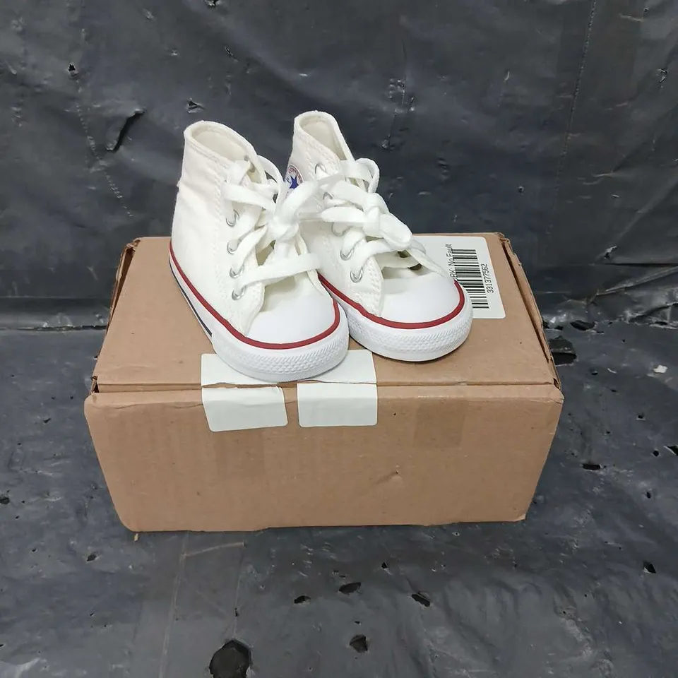 CONVERSE CHUCK TAYLOR ALL STAR OX INFANT UNISEX TRAINERS - WHITE - 4