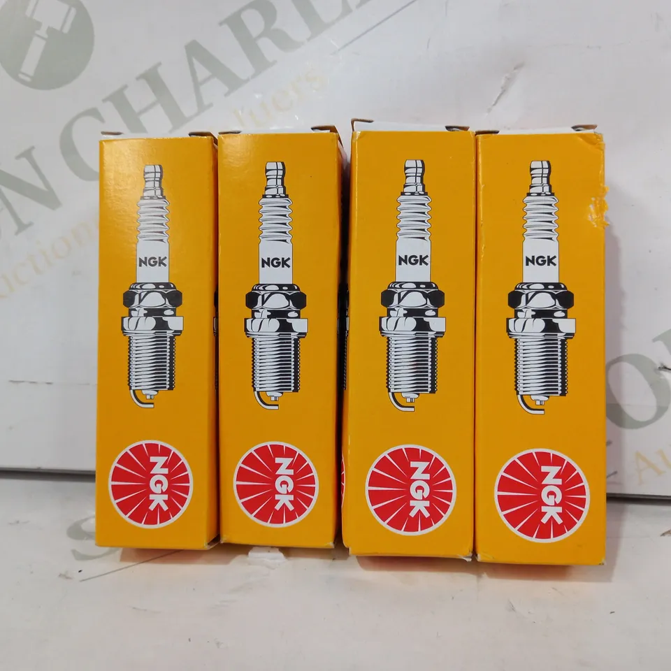 LOT OF 4 NGK SPARK PLUGS 2756 BKR6E-11