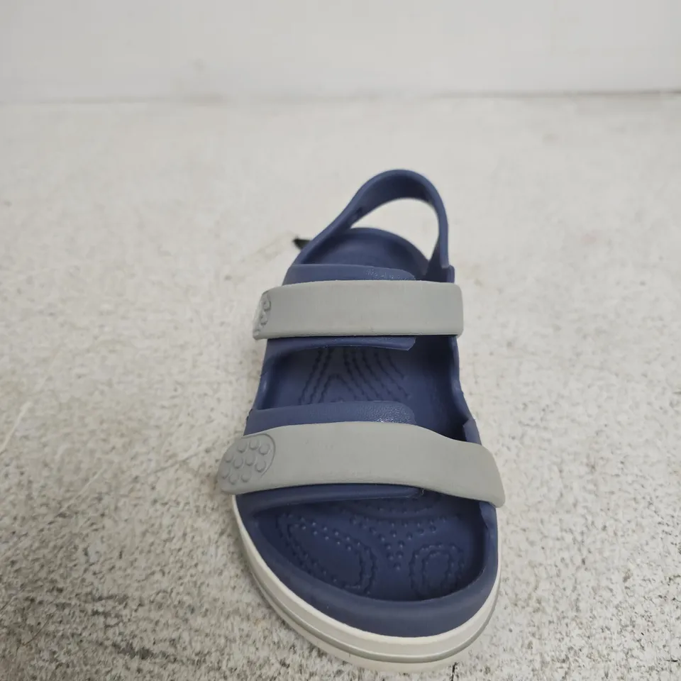 CROCS KIDS' SANDALS - PAIR
