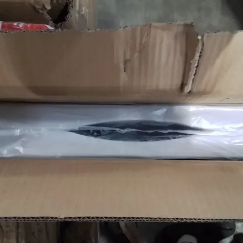 BOXED FOLDING TABLE