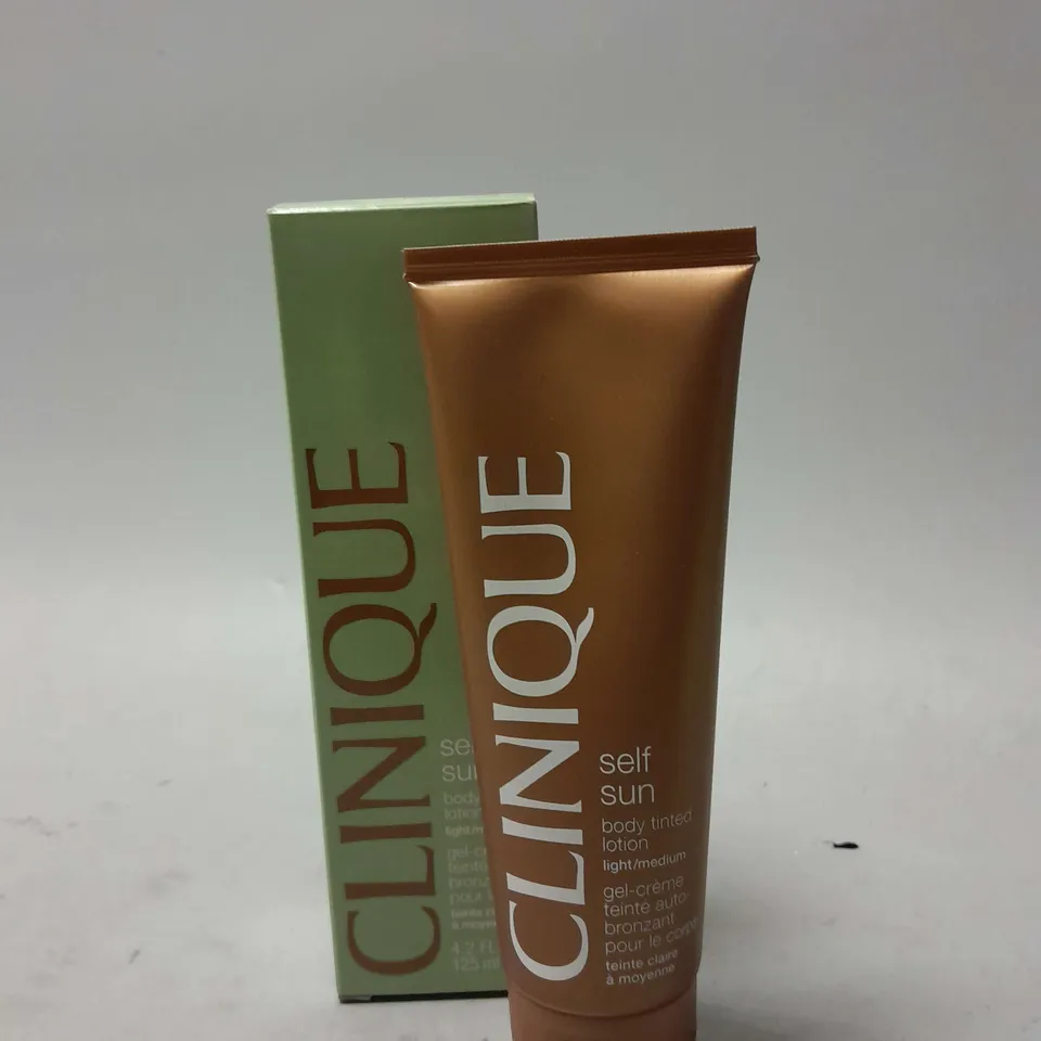 CLINIQUE SELF SUN BODY TINTED LOTION LIGHT/MEDIUM 4.2 OZ (125 ML)