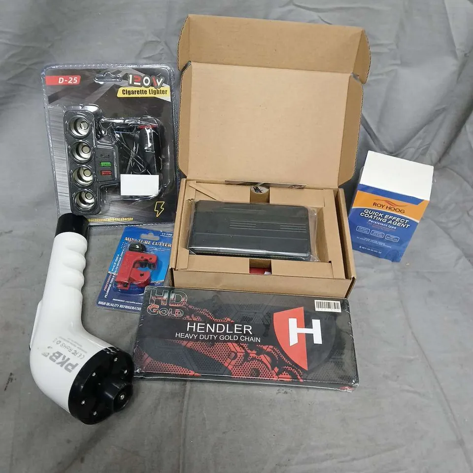 APPROXIMATELY 8 ASSORTED VEHICLE PARTS & ACCESORIES TO INCLUDE QUICK EFFECT COATING AGENT, MINI TUBE CUTTER, CIGARETTE LIGHTER, ETC