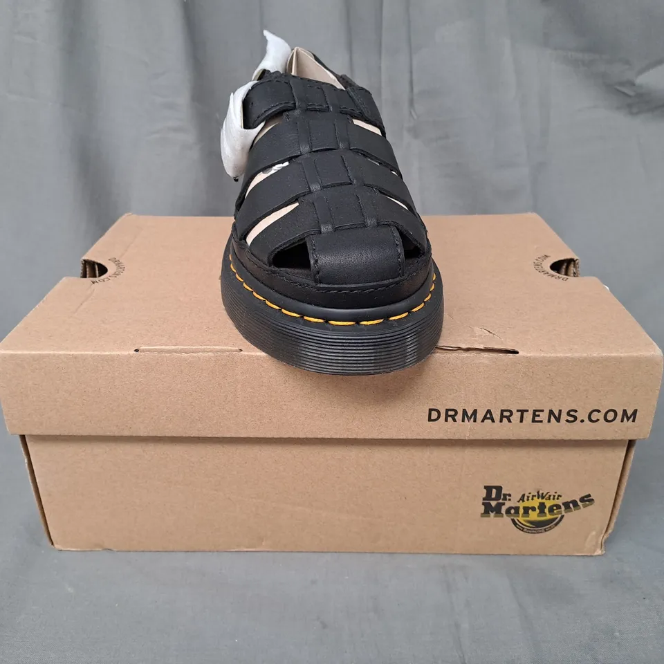 BOXED PAIR OF DR MARTENS WRENLIE SANDALS IN BLACK UK SIZE 5