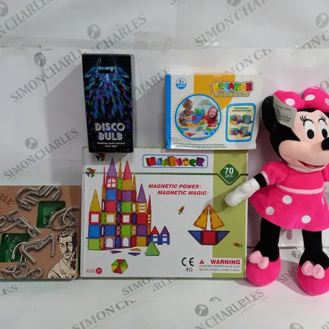 BOX OF APPROX 25 ASSORTED TOYS TO INCLUDE - DISCO BUB - BAMBOOZOE METAL PUZZLE - MAG BLOCK MAGNETIC POWER ECT