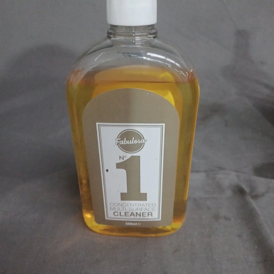 APPROXIMATELY 15 ASSORTED HOUSEHOLD LIQUIDS INCLUDING FABRIC SOFTENER , KILROCK GROUT CLEANER AND MULTI SURFACE CLEANER