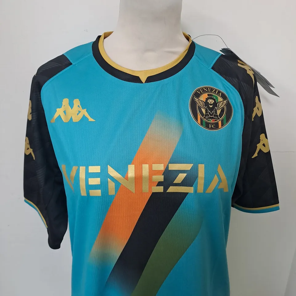 VENEZIA FOOTBALL SHORT SLEEVED SHIRT SIZE M
