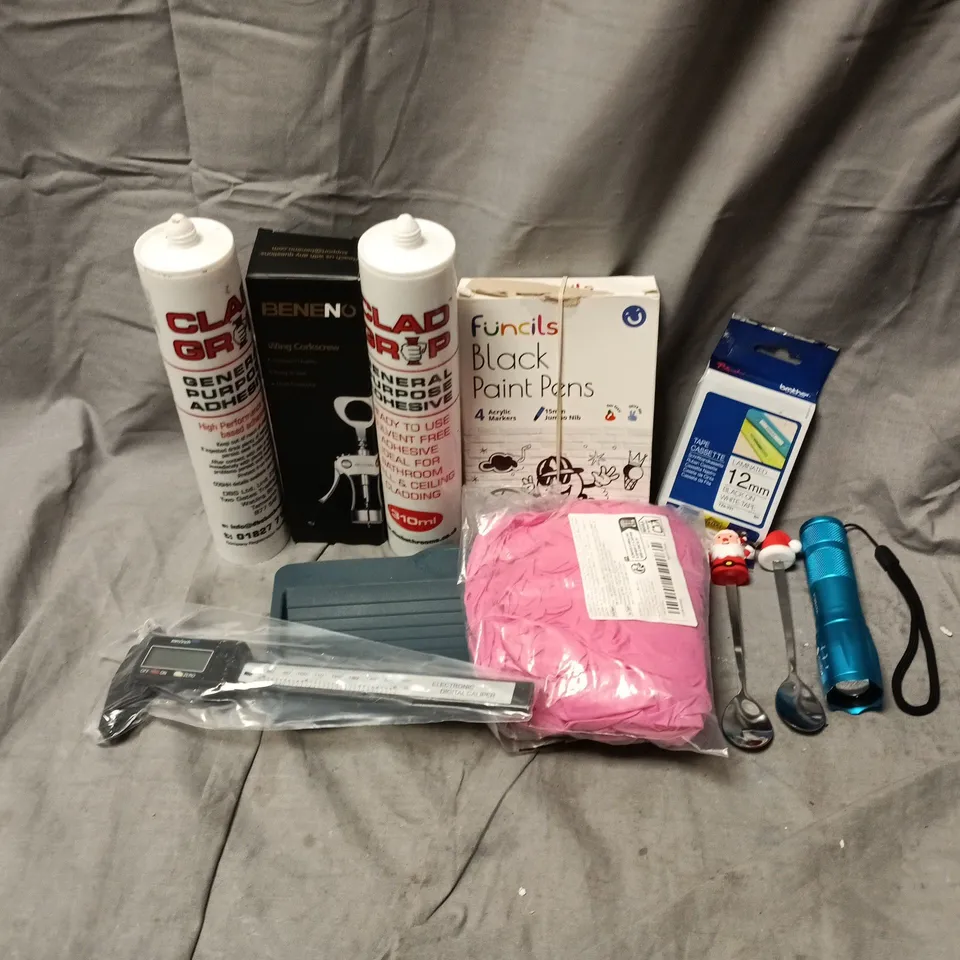 APPROXIMATELY 15 ASSORTED HOUSEHOLD ITEMS TO INCLUDE WIRING CORKSCREW, GENERAL PURPOSE ADHESIVE, TAPE CASSETTE, ETC