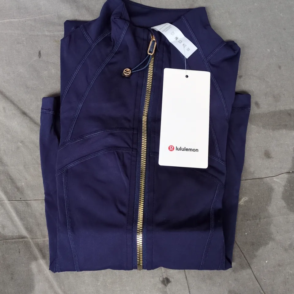 BAGGED LULULEMON ZIP-UP LONG SLEEVE JACKET IN BLUE SIZE 2