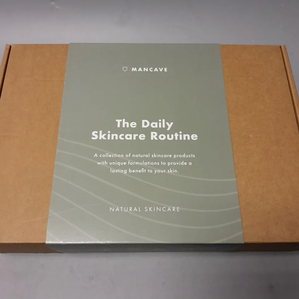BOXED MANCAVE DAILY SKINCARE ROUTINE SET 
