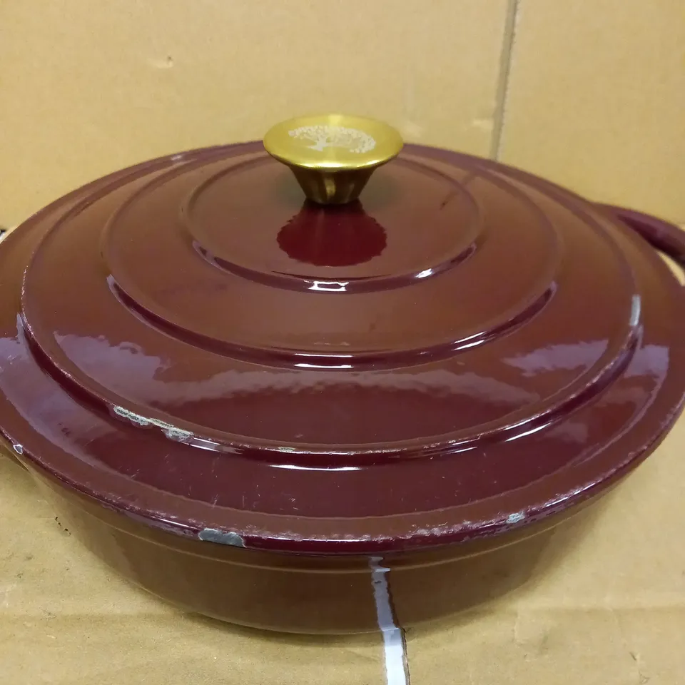 TOWER BO800253RED BARBARY & OAK SHALLOW CAST IRON CASSEROLE PAN