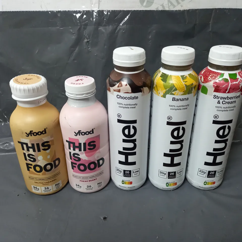 APPROXIMATELY 18 ASSORTED MEAL DRINKS TO INCLUDE - HUEL CHOCOLATE - YFOOD FRESH BERRY - ETC - COLLECTION ONLY