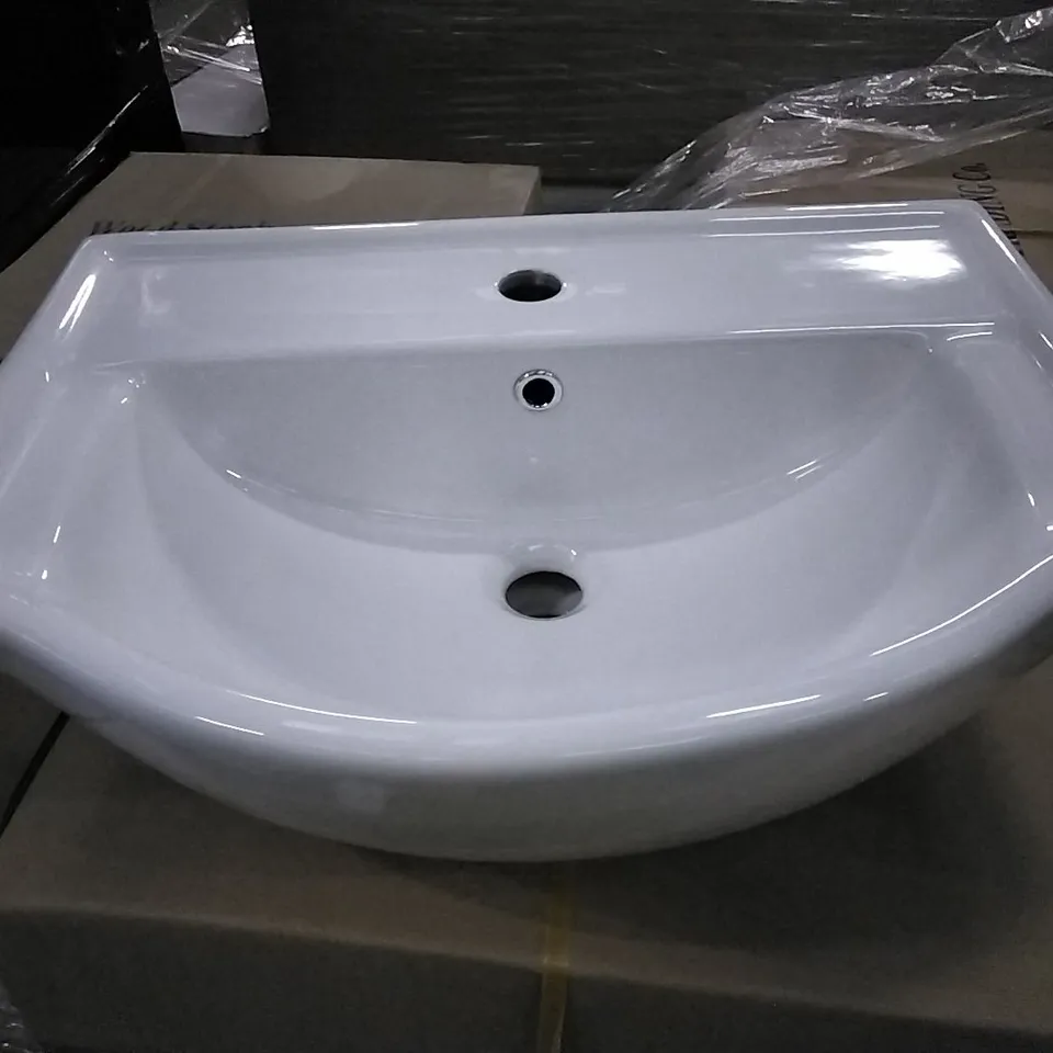 BOXED KAPRI CERAMIC BASIN 550MM WHITE