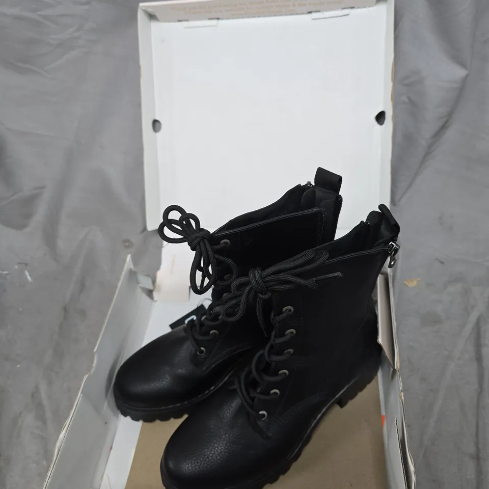 BLOWFISH MALIBU LEITH BOOTS – BLACK TUMBLEWEED, WOMEN'S LACE-UP COMBAT BOOTS, UK 7 (EU 40, US 9 1/2)