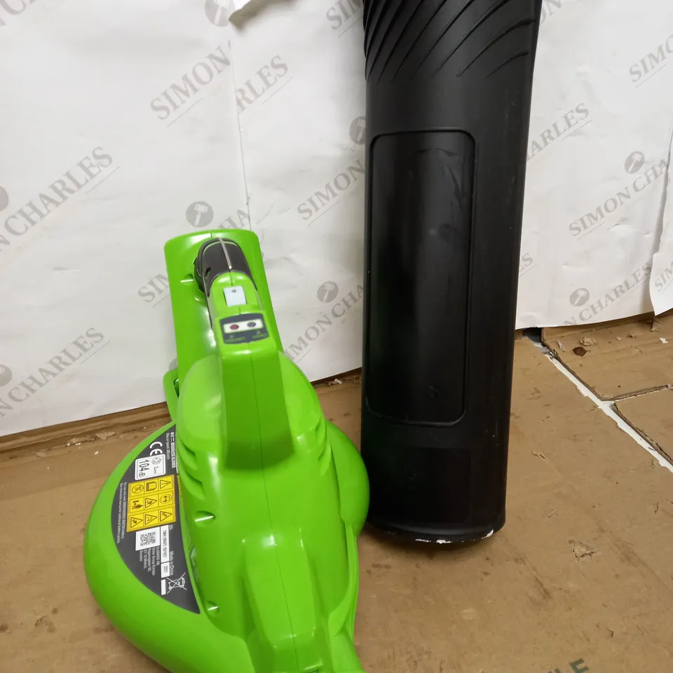 GREENWORKS BATTERY POWERED BLOWER/VACUUM 40V