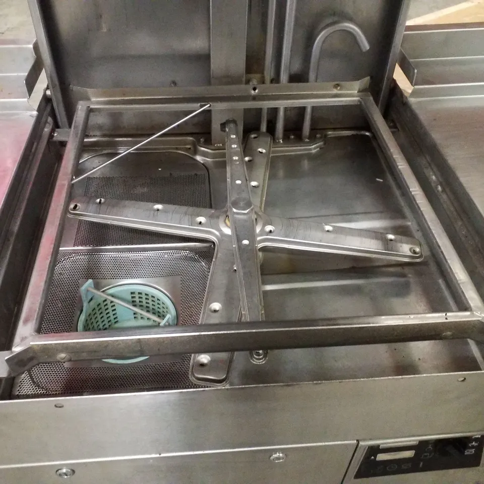 HOBART COMMERCIAL PASS THROUGH DISHWASHER STATION