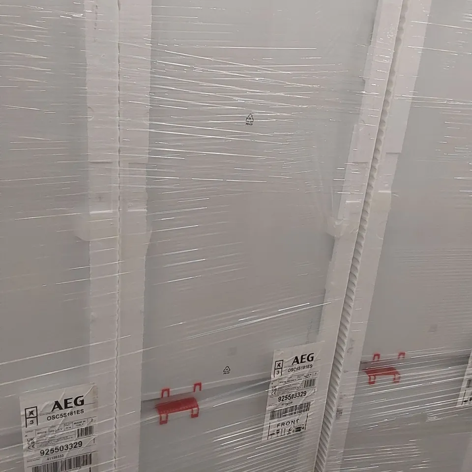 AEG OSC5S181ES LOW FROST INTEGRATED FRIDGE FREEZER, SLIDING HINGE, 70/30 RRP £500