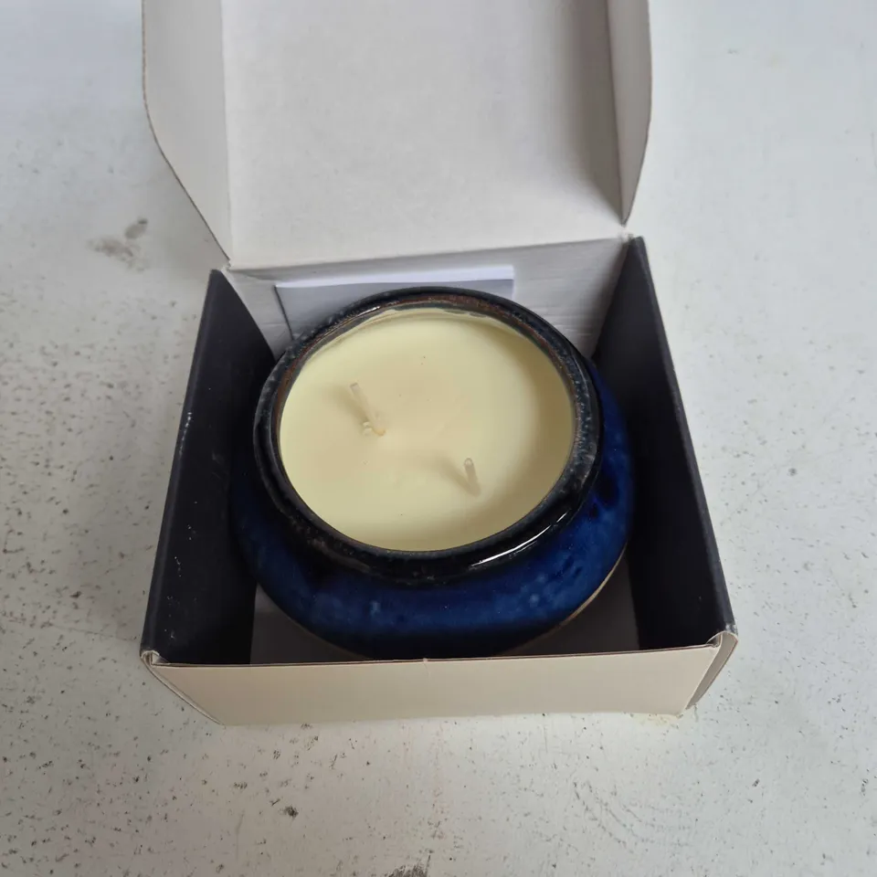 SUNSET AT LEGZIRA AROMATIC CANDLE – 200 G IN BLUE CERAMIC HOLDER (ZARA HOME)
