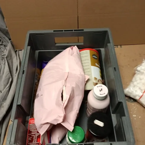 TOTE OF APPROXIMATELY 11 ASSORTED FOOD AND DRINK ITEMS TO INCLUDE: 2X 1KG MINT IMPERIALS 