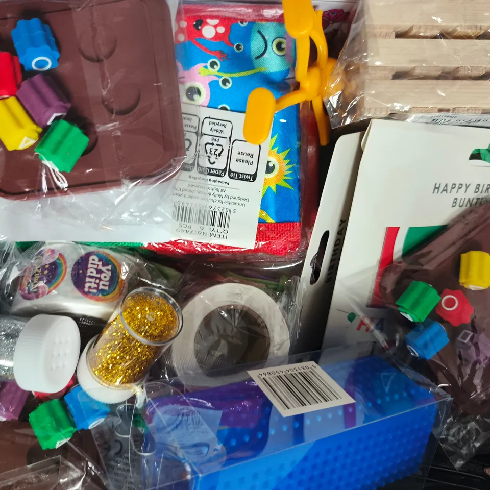 APPROXIMATELY 10 ASSORTED TOYS AND GAMES