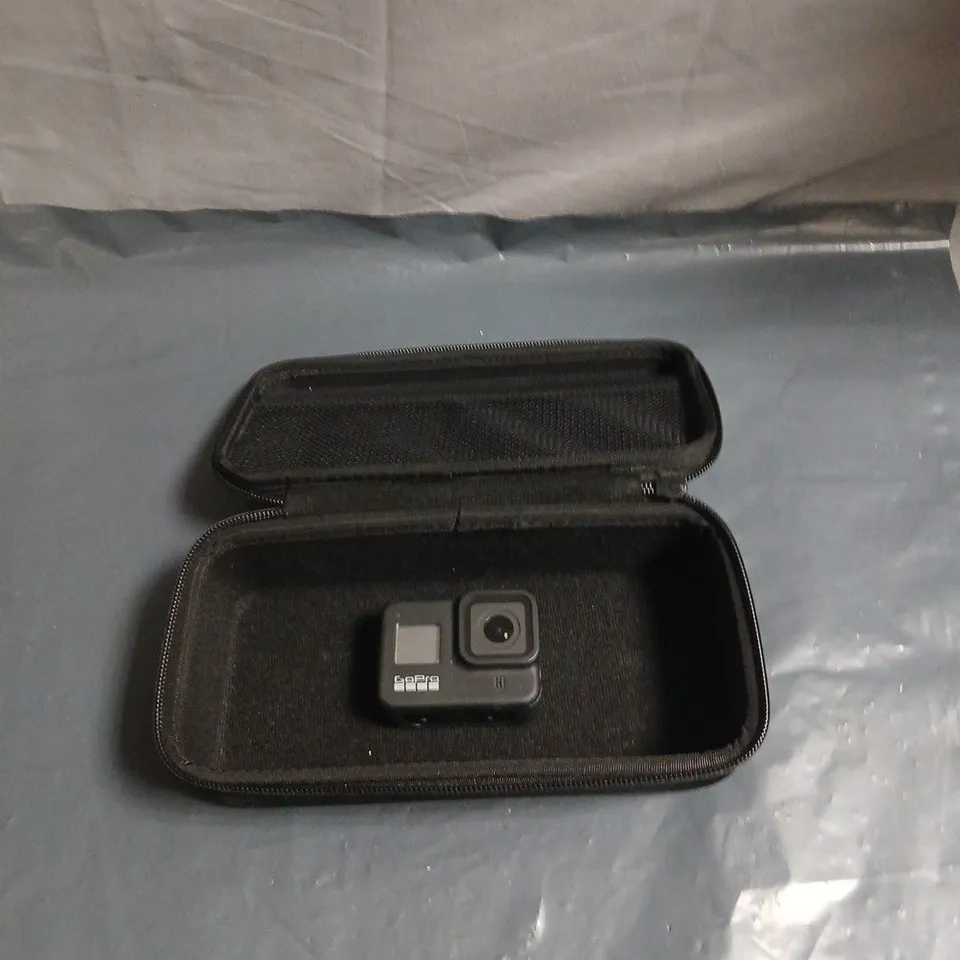 GOPRO HERO8 BLACK ACTION CAMERA WITH CARRY CASE