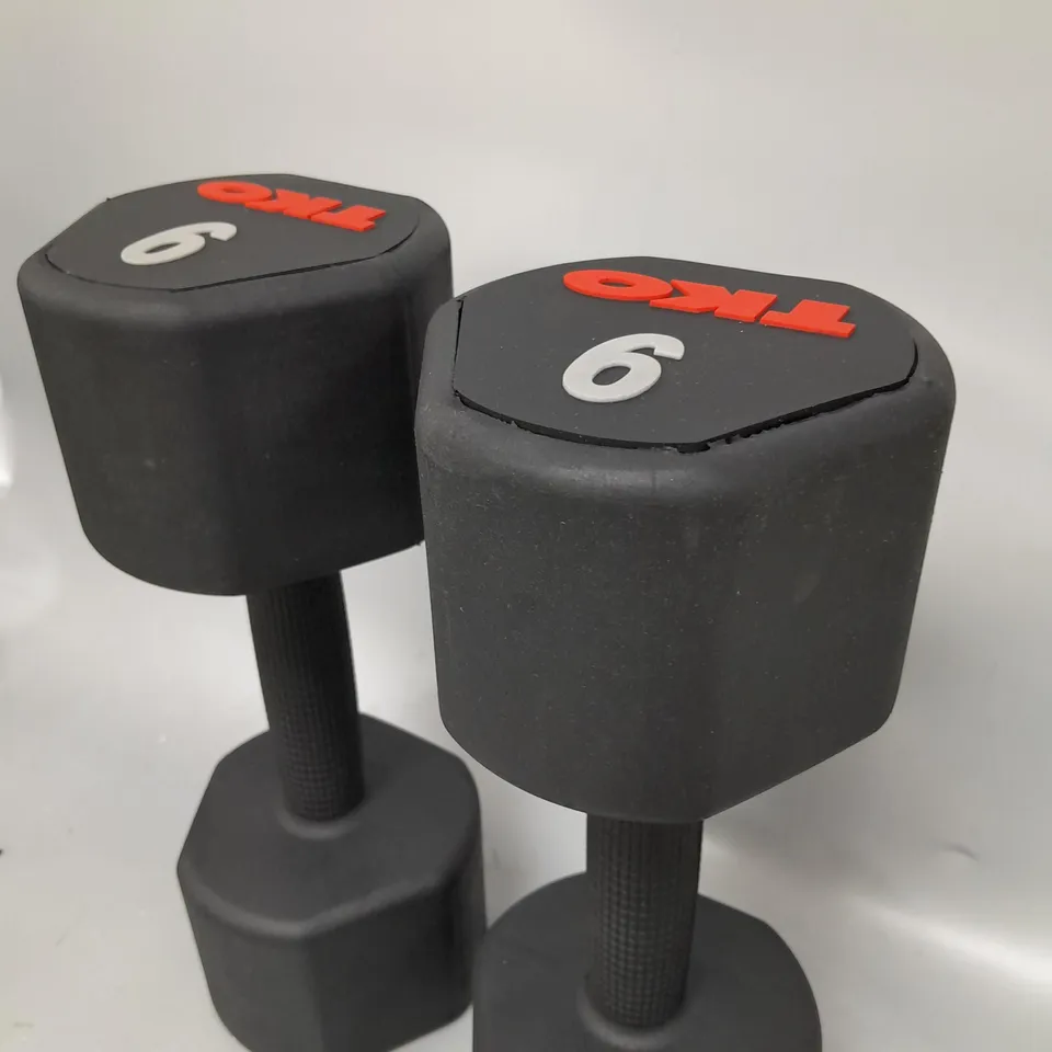 2 X 9KG TKO DUMBBELLS