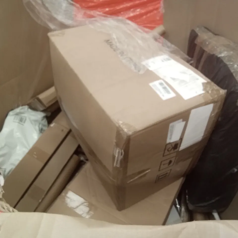 PALLET OF ASSORTED ITEMS INCLUDING NAVARIS GLITTER TOILET SEAT, TAIYUHOMES DAY AND NIGHT ROLLER BLIND, RAIN SHOWER SYSTEM, ELEMUSE MATTRESS TOPPER, VARY PAPER PEEL & STICK