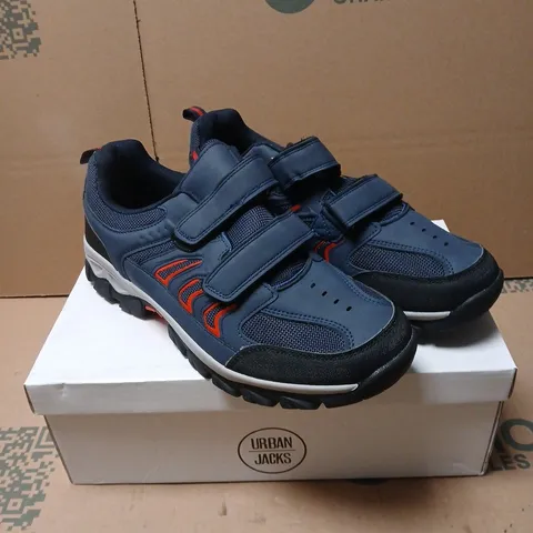 URBAN JACKS PENRITH NAVY TRAINERS – UK SIZE 10
