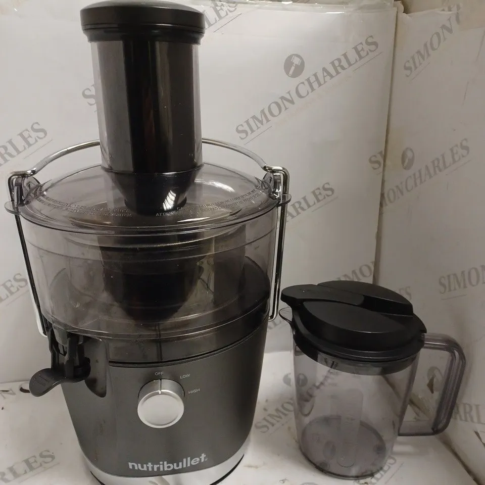 BOXED NUTRIBULLET JUICER 