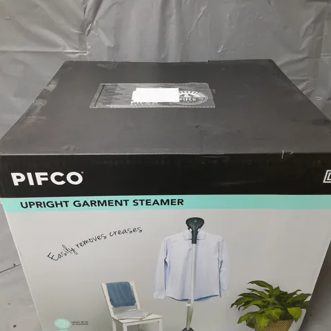 BOXED PIFCO UPRIGHT GARMENT STEAMER