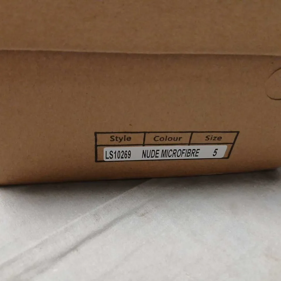 WOMEN'S NUDE MICROFIBRE MOCCASIN SLIPPERS WITH FAUX FUR LINING – UK 5 (STYLE LS10269)