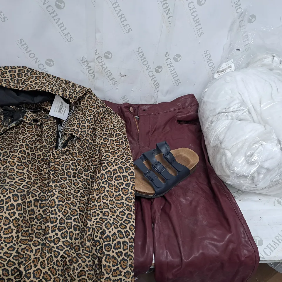 LARGE BOX OF ASSORTED CLOTHING ITEMS TO INCLUDE COATS, SANDALS, PANTS, ETC